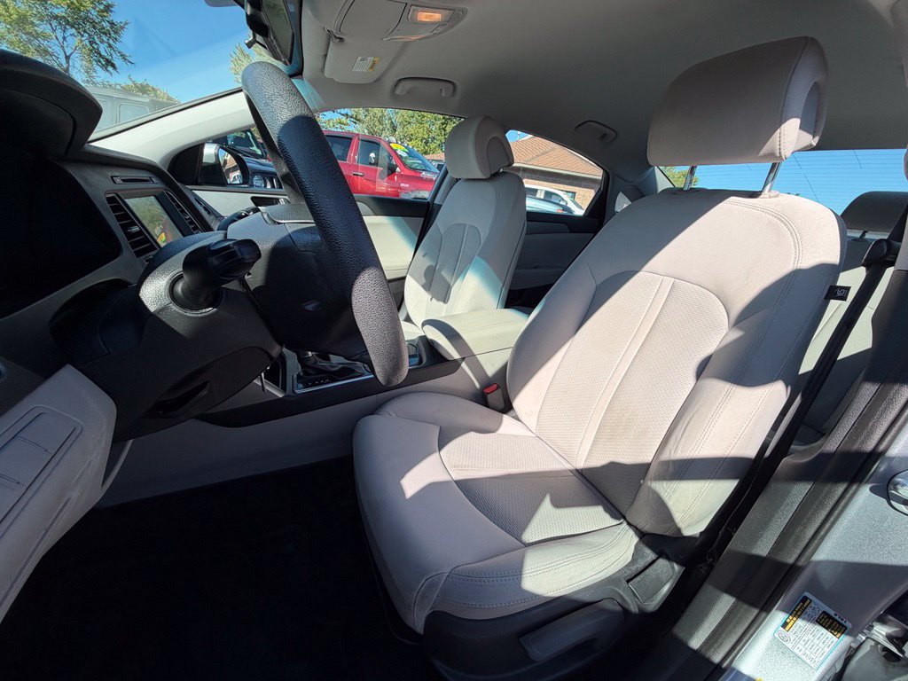 Used 2017 Hyundai Sonata SE FWD image 21