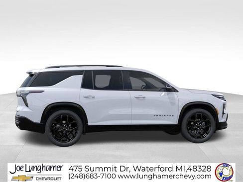 New 2026 Chevrolet Traverse RS w/ LPO, Floor Liner Package AWD/4WD image 5