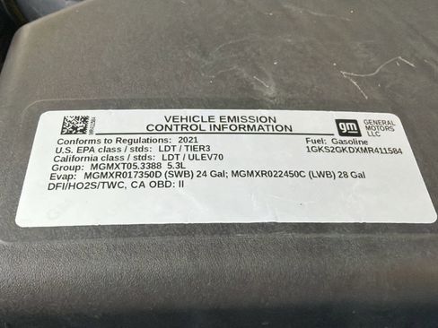 Used 2021 GMC Yukon XL SLT image 36