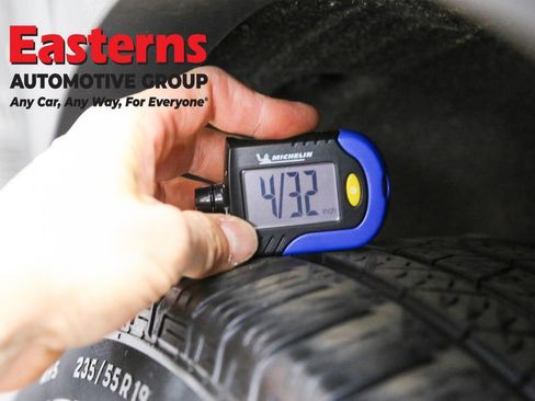 Used 2023 Hyundai Santa Fe SEL Premium image 28