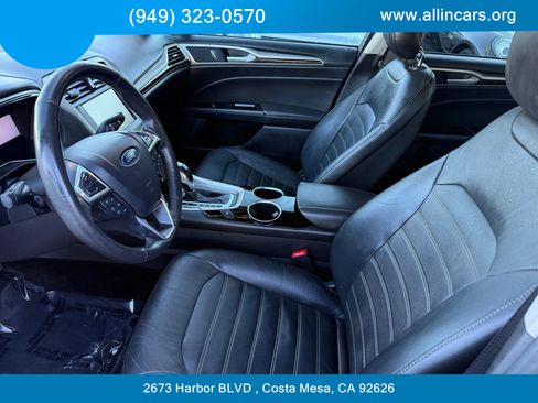 Used 2013 Ford Fusion SE image 7