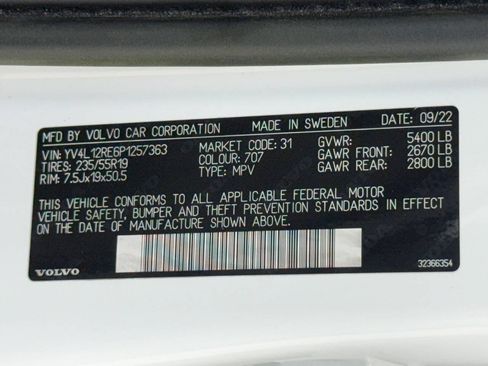Used 2023 Volvo XC60 B5 Plus AWD/4WD image 82