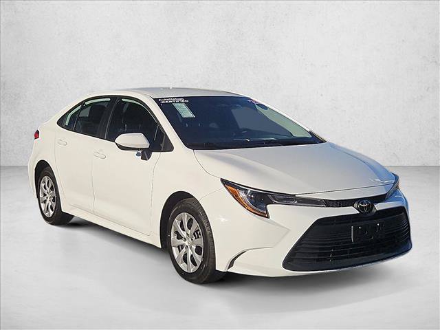Used 2025 Toyota Corolla LE FWD image 3
