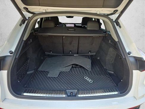 Used 2026 Audi Q5 Premium AWD/4WD image 6