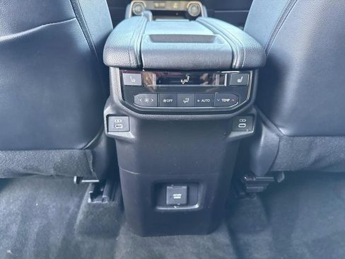 Used 2024 Toyota Grand Highlander AWD Hybrid image 22