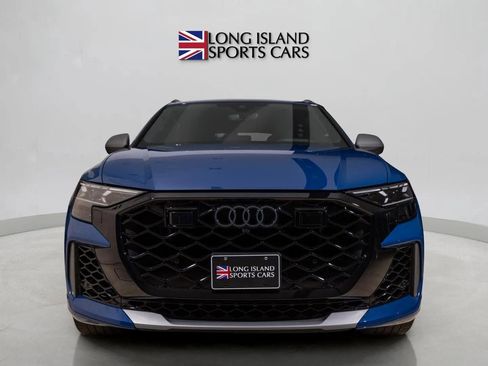 Used 2025 Audi RS Q8 performance image 2