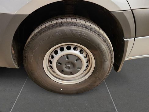 New 2025 Mercedes-Benz Sprinter 2500 image 3