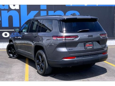 Used 2024 Jeep Grand Cherokee L Altitude AWD/4WD image 13