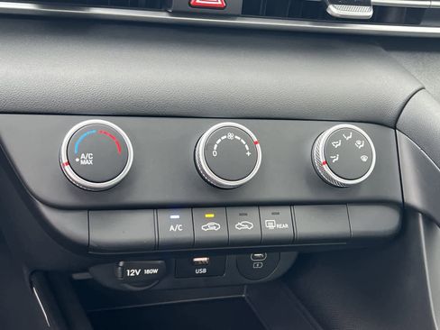 New 2026 Hyundai Elantra SE FWD image 20
