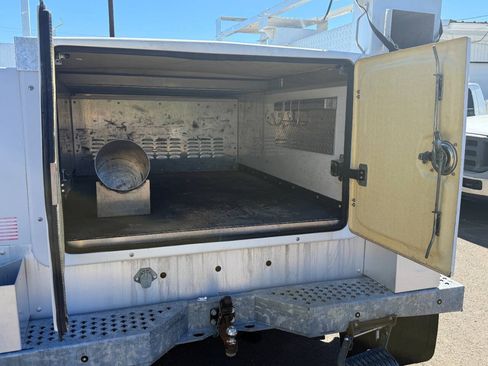 Used 2013 Chevrolet Silverado 3500 W/T RWD image 12