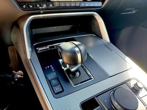 Used 2025 MAZDA CX-70 3.3 Turbo S w/ Premium Package image 55