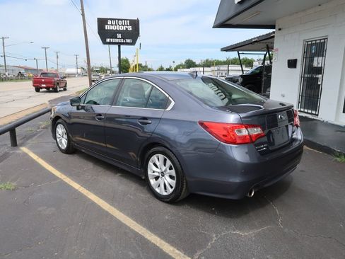 Used 2017 Subaru Legacy 2.5i Premium AWD/4WD image 4