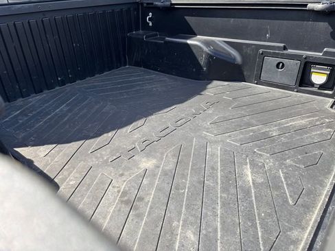 Used 2021 Toyota Tacoma TRD Off-Road image 25