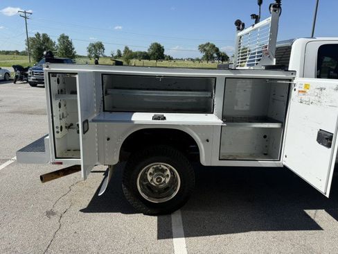 Used 2022 RAM 3500 Tradesman AWD/4WD image 14