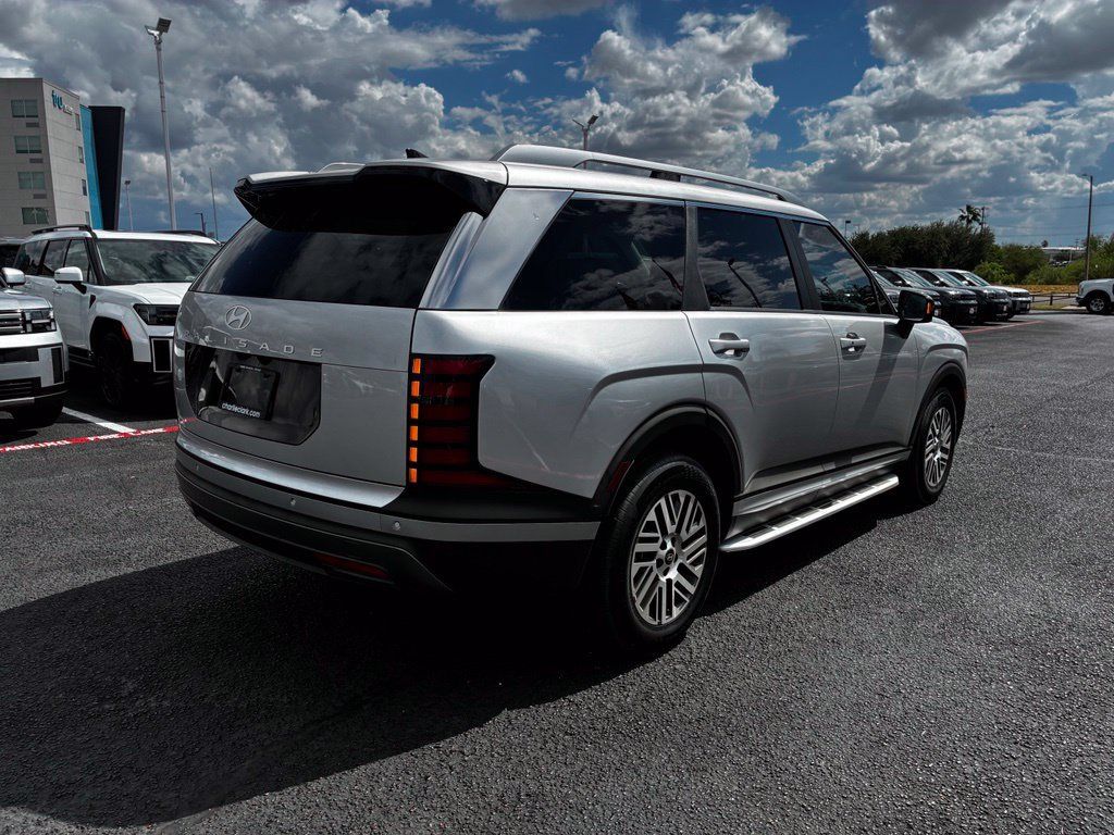 Used 2026 Hyundai Palisade SEL FWD image 5