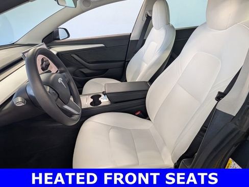 Used 2023 Tesla Model 3 Standard Range image 5