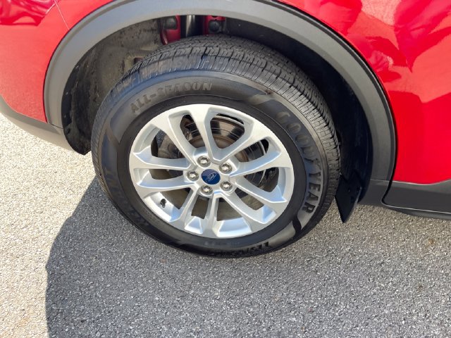 Used 2020 Ford Escape SE FWD image 40