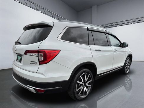 Used 2019 Honda Pilot Touring image 7