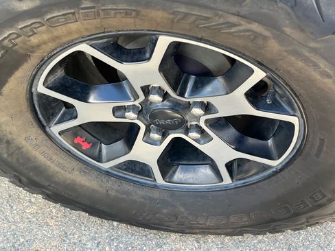 Used 2018 Jeep Wrangler Unlimited Rubicon image 20