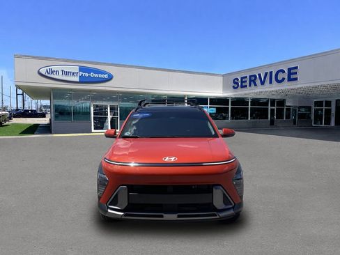 Certified 2024 Hyundai Kona Limited FWD image 3
