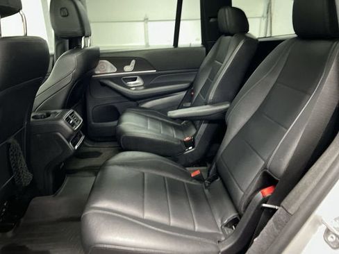 Used 2021 Mercedes-Benz GLS 450 4MATIC image 26