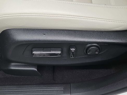 Used 2024 Honda CR-V EX-L image 22