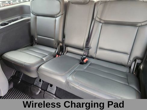 Used 2025 Ford Expedition Active image 16