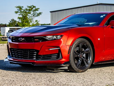 Used 2023 Chevrolet Camaro SS RWD image 36