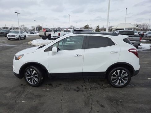 Used 2022 Buick Encore Preferred image 18