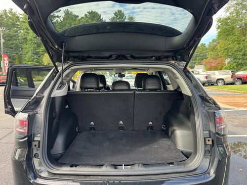 Used 2022 Jeep Compass Limited w/ Elite Group image 32