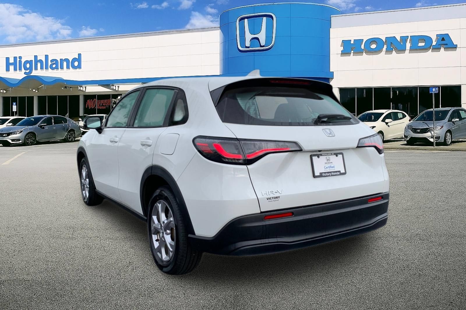 Certified 2024 Honda HR-V LX image 3