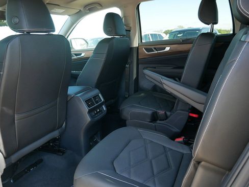 New 2026 Volkswagen Atlas SE image 5