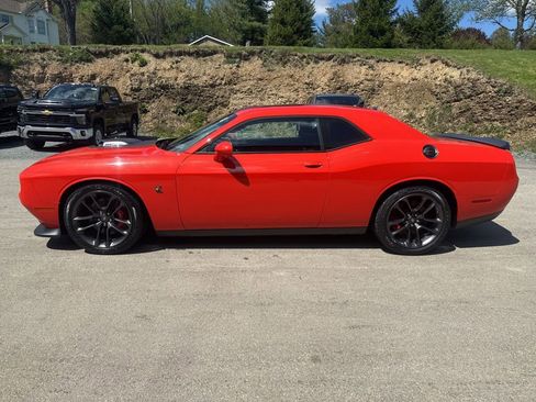 Used 2022 Dodge Challenger R/T Scat Pack w/ Shaker Package image 6