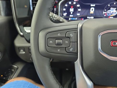 New 2025 GMC Sierra 2500 SLE w/ SLE Value Package; image 18