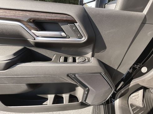 New 2026 GMC Sierra 2500 SLE w/ SLE Value Package; image 28