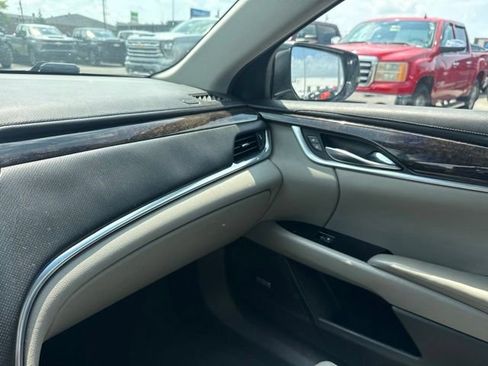 Used 2013 Cadillac XTS Luxury w/ Driver Awareness Package FWD image 21