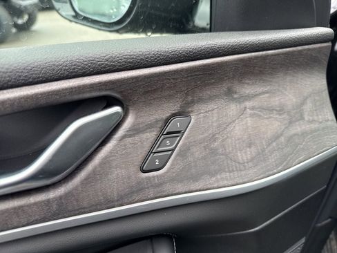 New 2026 Jeep Grand Cherokee Limited image 22