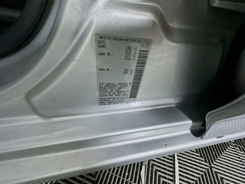 Used 2024 Nissan Altima 2.5 SV image 12