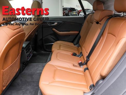 Used 2022 Audi Q8 Prestige w/ Prestige Package image 33