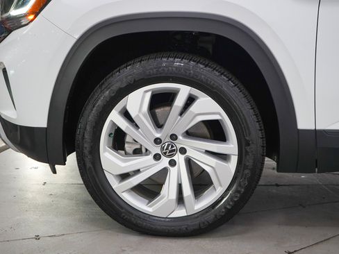 Used 2023 Volkswagen Atlas SE w/ Panoramic Sunroof Package AWD/4WD image 29