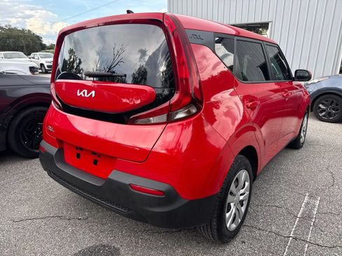 Used 2022 Kia Soul LX FWD image 7