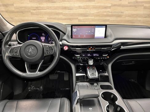 Used 2024 Acura MDX SH-AWD w/ Technology Package image 2