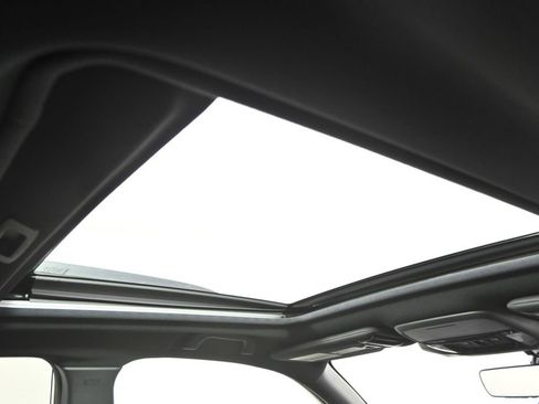 Used 2025 Subaru Forester Wilderness w/ Wilderness Package image 17