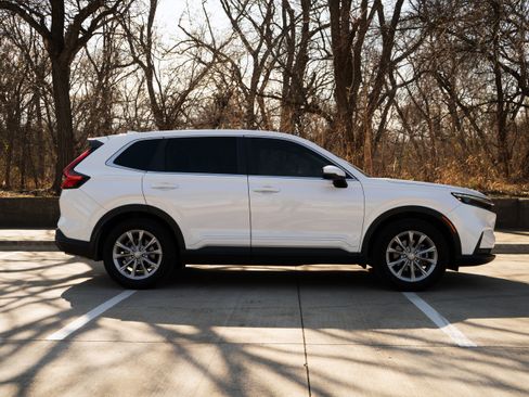 Certified 2023 Honda CR-V EX-L image 10