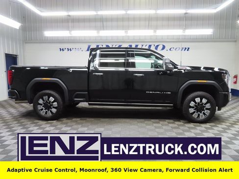 Used 2025 GMC Sierra 2500 Denali w/ Technology Package image 1