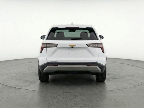 Used 2025 Chevrolet Equinox LT FWD image 7