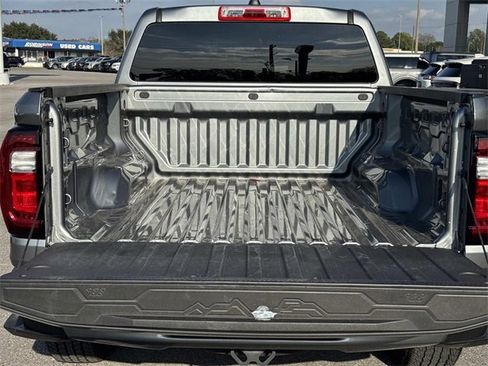 Used 2023 GMC Canyon Elevation image 13