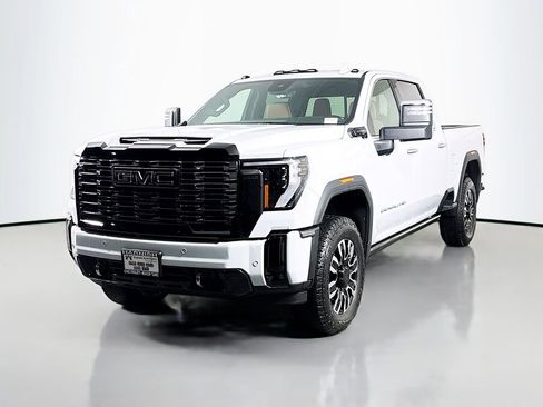 New 2026 GMC Sierra 2500 Denali Ultimate image 3