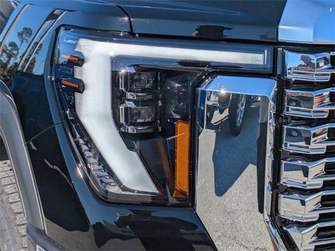 New 2026 GMC Sierra 3500 Denali w/ Denali Reserve Package image 9