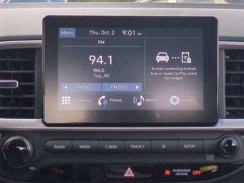 New 2026 Hyundai Venue SE image 19